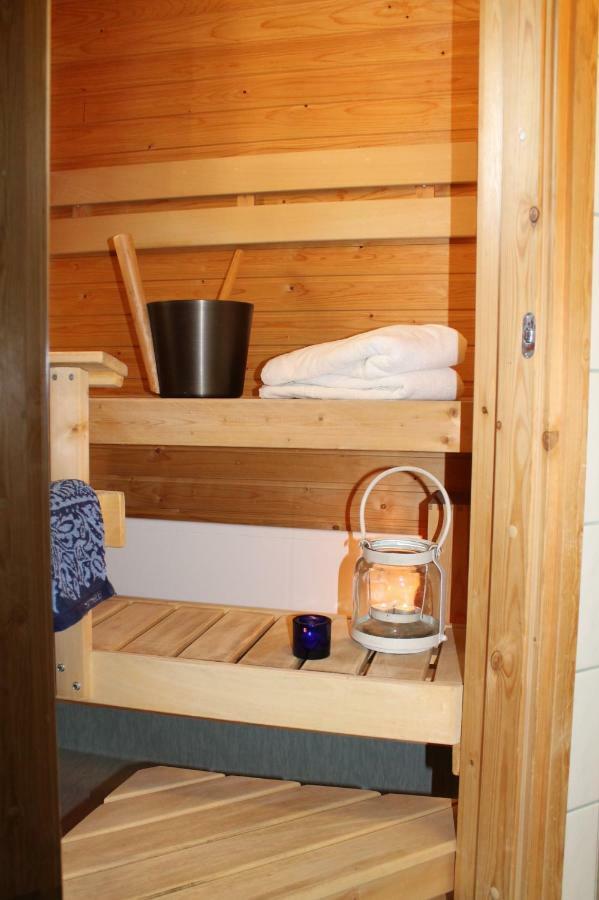 The Cosy Apartment With Own Private Sauna And Balcony โรวานิเอมิ ภายนอก รูปภาพ